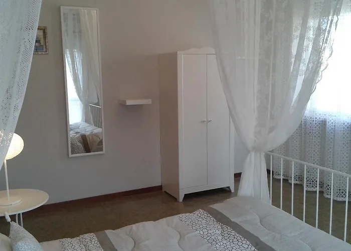 Casanova بيت ضيافة سكيو